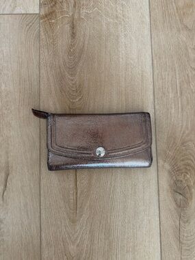 Coach Metallic Long Wallet. Used.